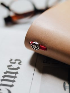 Antara Detalle adorno Agenda cuero natural 77 - Antara Pass cuero natural 17 Antara Pass cuero natural 8