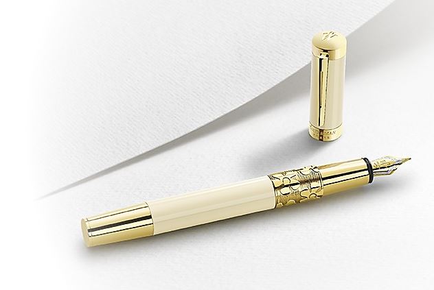 pluma estilografica - 6 Regalos Premium Imprescindibles En Tu <em>Wishlist</em> Navideña 3 pluma-estilografica